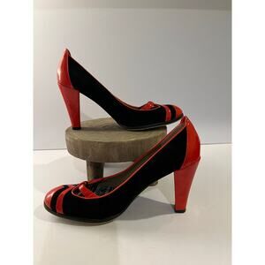 Kenzo red and black Vintage pumps Euc size 38.5 or 8